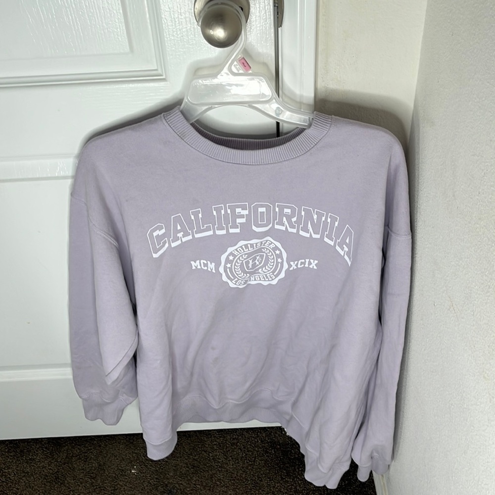 oversized sweatshirt